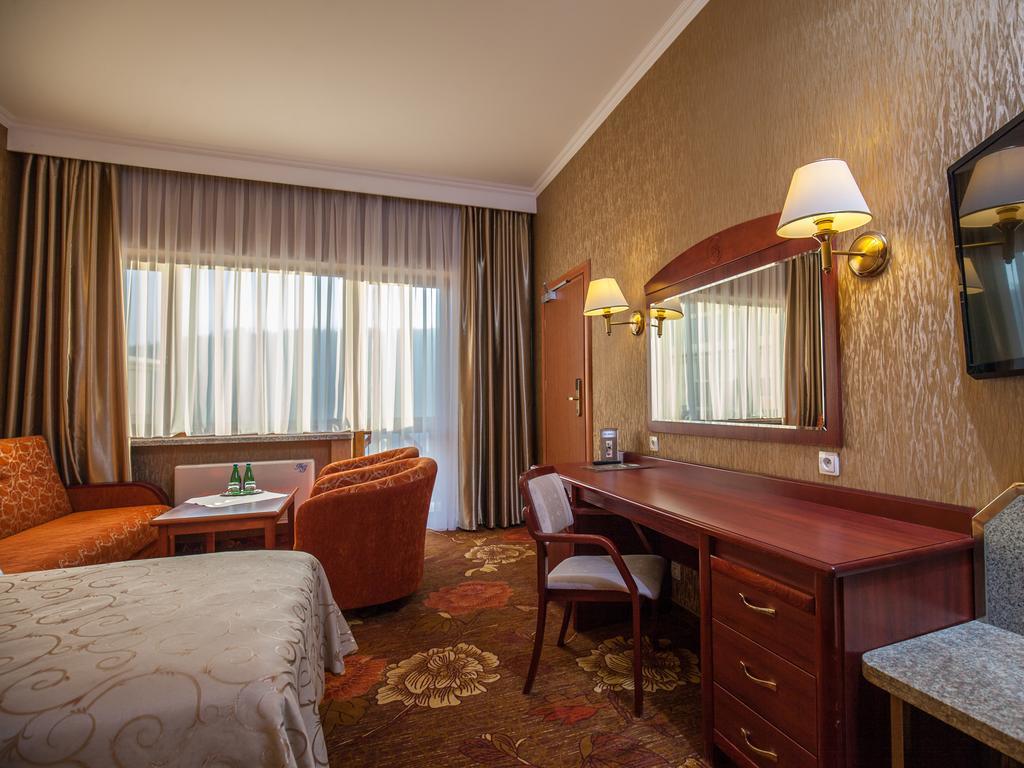 Hotel Golebiewski Wisla Wisła Quarto foto